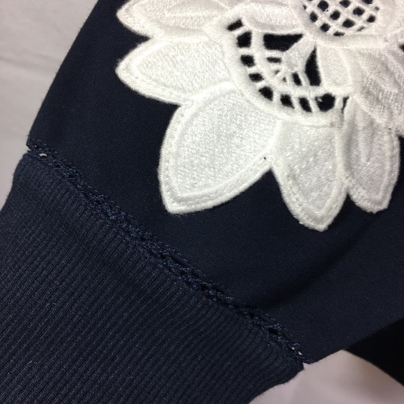 Victoria Beckham for Target Sweatshirt With Lace - Picture 4 of 6